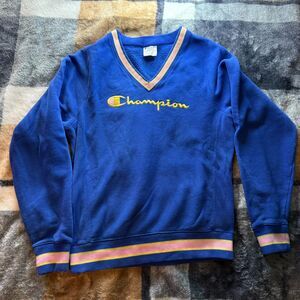 Urban Outfitters Exclusive Champion V-Neck Sweatshirt Blue Small EXC S UO RARE
